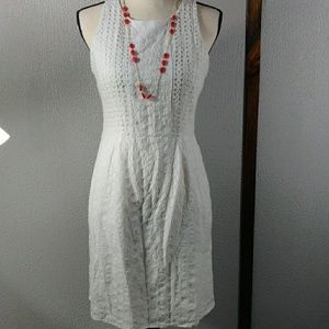 5/$25 Old Navy White midi dress